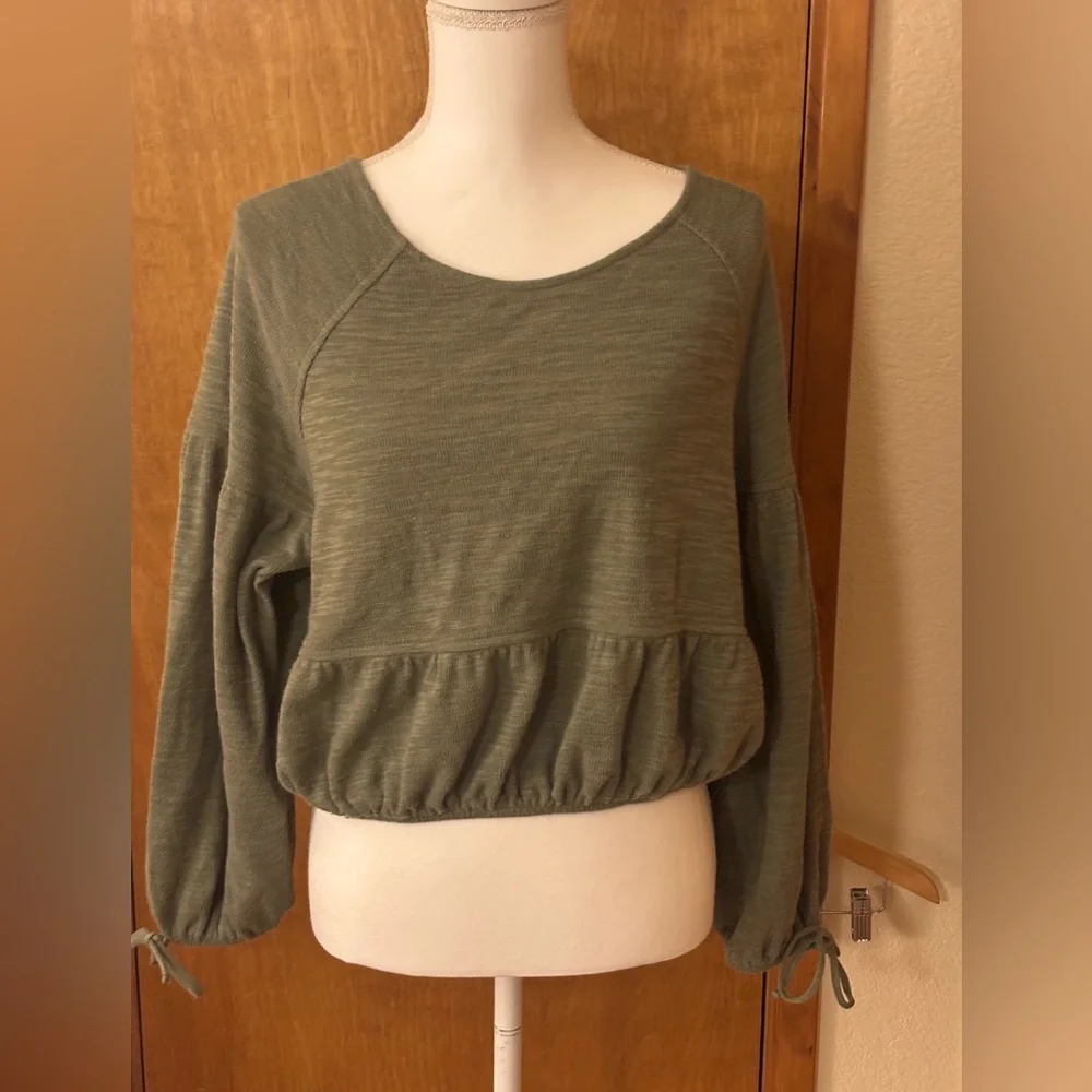Aerie Endless Summer Cotton Blend Cropped Sweatshirt - Picture 2 of 10